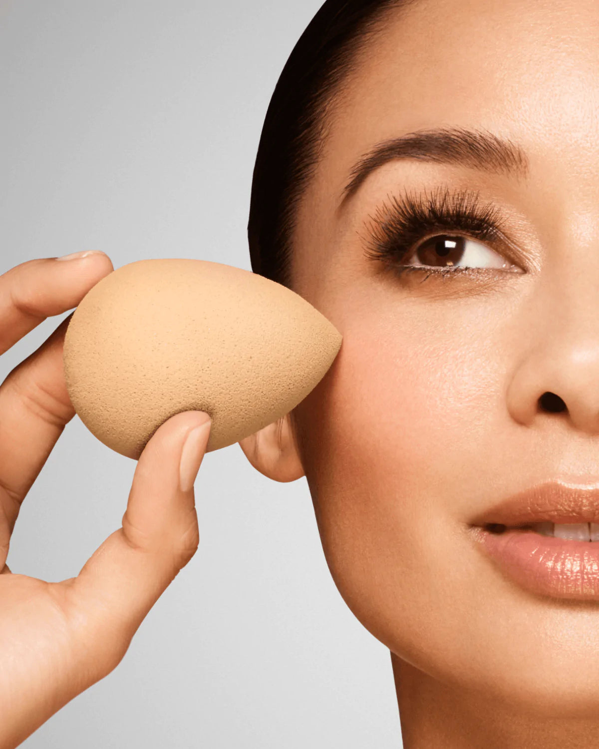 BEAUTYBLENDER® NUDE
